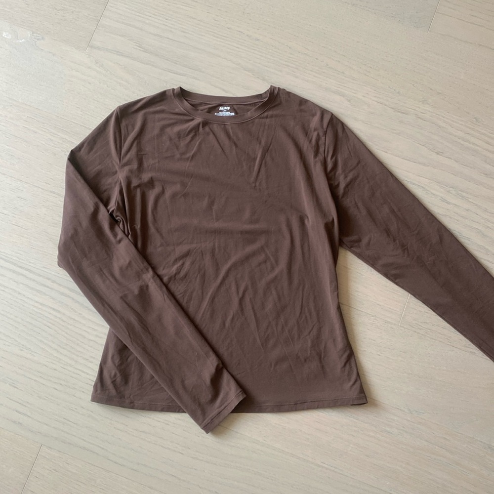 Skims Tee